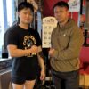 男性2人の写真